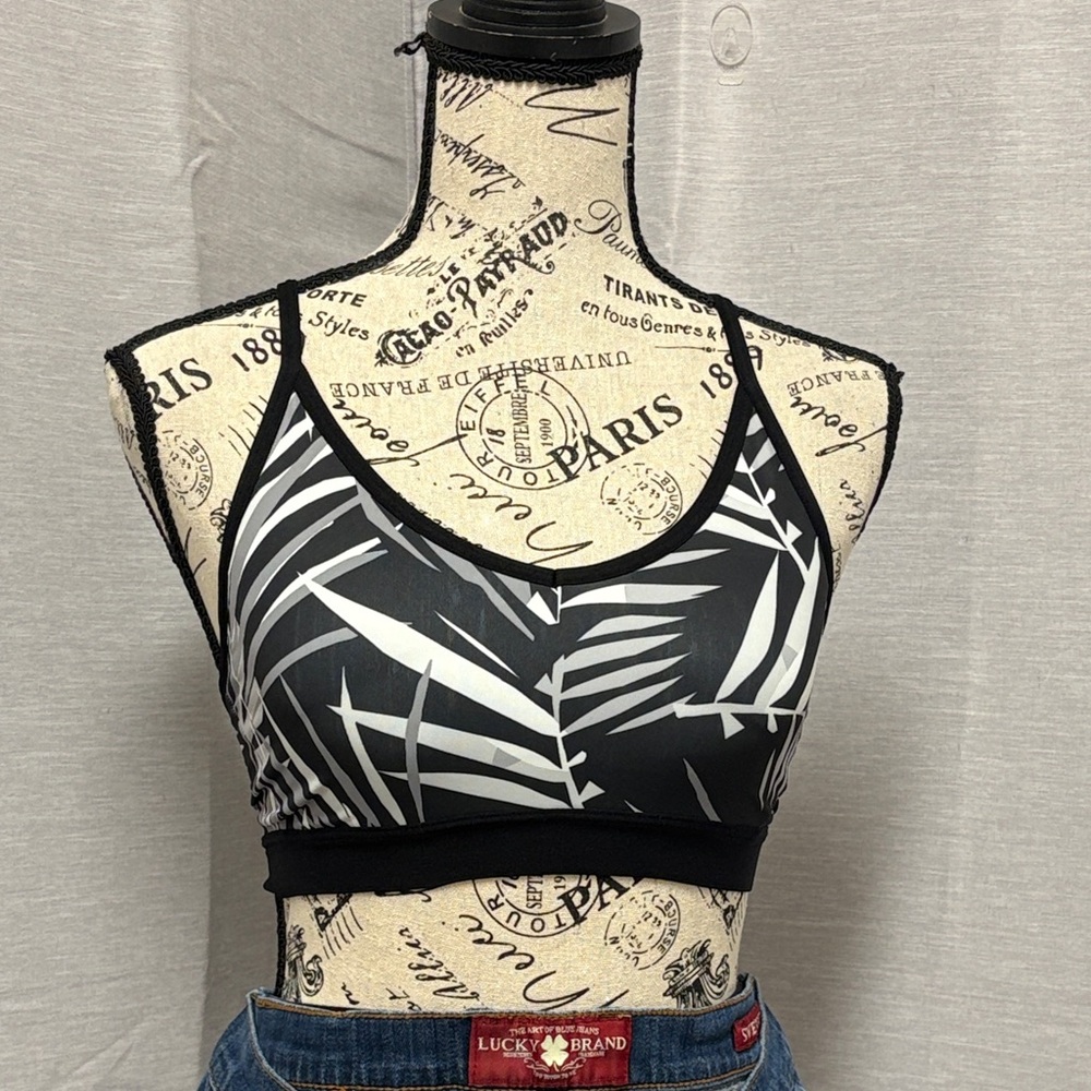 Athletic Works Black and White Leaf Print Sports Bra Sz XS